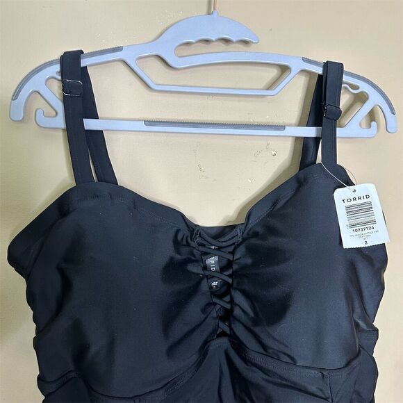 Torrid Women's 2X Black Wireless Lattice Front One Piece Swimsuit - Picture 3 of 15